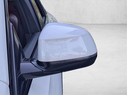 Used 2022 BMW X6 xDrive40i w/ Executive Package image 6