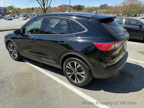 Used 2022 Ford Escape SE w/ SE Sport Appearance Package FWD image 7