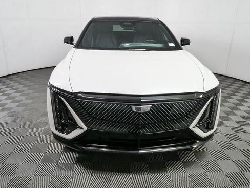 Used 2024 Cadillac Lyriq Luxury AWD/4WD image 35