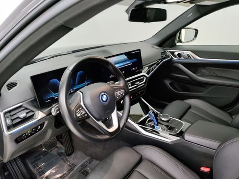Used 2023 BMW i4 eDrive35 w/ Premium Package image 14