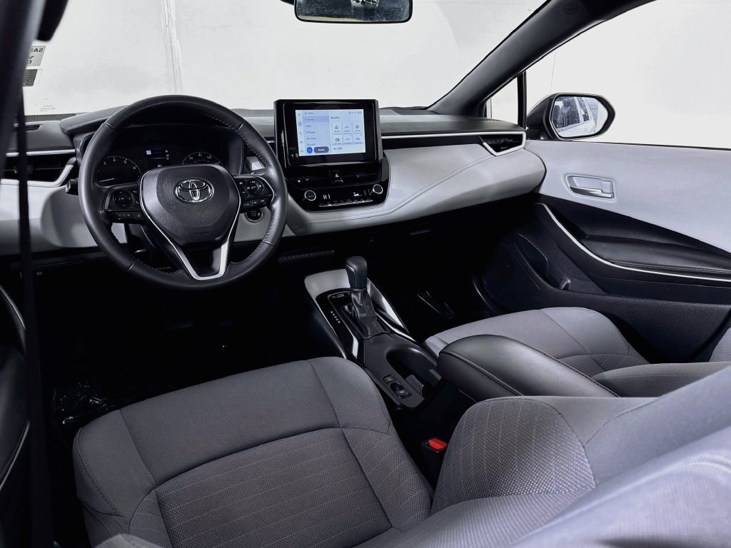 Used 2024 Toyota Corolla SE FWD image 25
