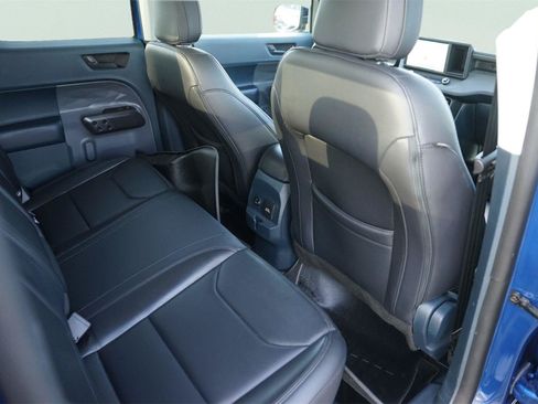 Used 2023 Ford Maverick Lariat w/ Lariat Luxury Package AWD/4WD image 14