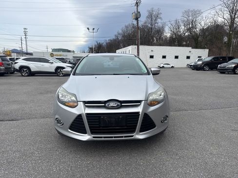 Used 2012 Ford Focus Titanium image 2