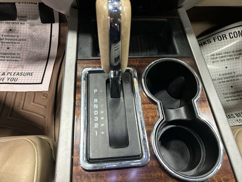 Used 2013 Ford Expedition EL XLT image 17