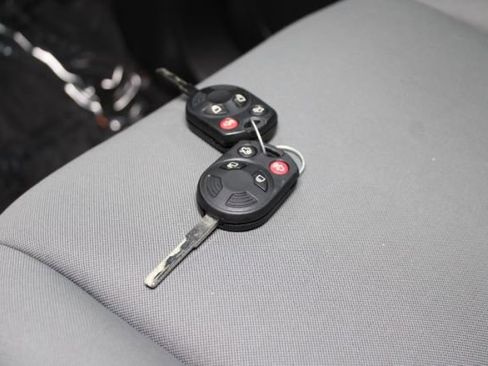 Used 2016 Ford C-MAX SE image 13