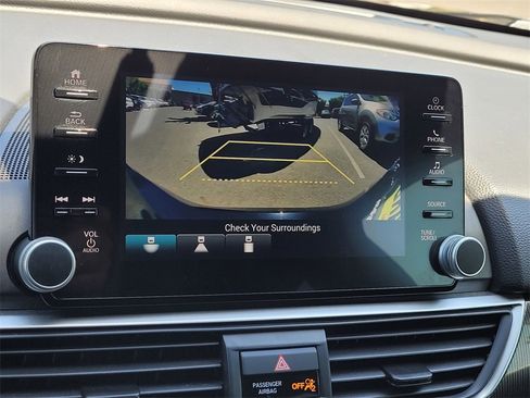 Used 2022 Honda Accord Sport image 18