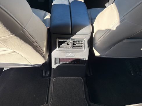 Used 2025 MAZDA CX-90 3.3 Turbo w/ Preferred Package image 14