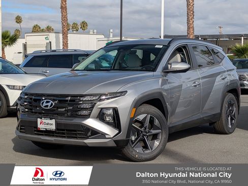 New 2025 Hyundai Tucson SEL image 1