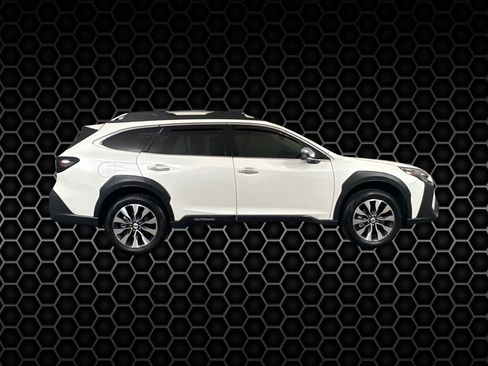 Certified 2024 Subaru Outback Touring XT image 5