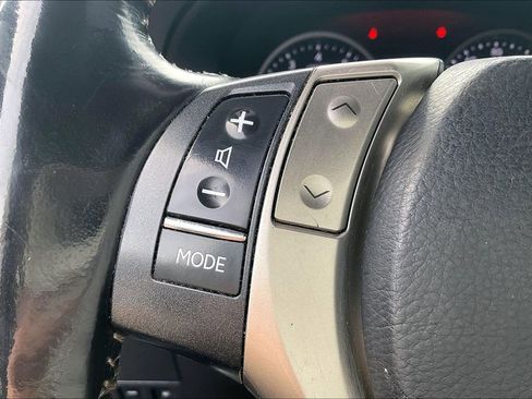 Used 2015 Lexus ES 350 w/ Luxury Package image 13