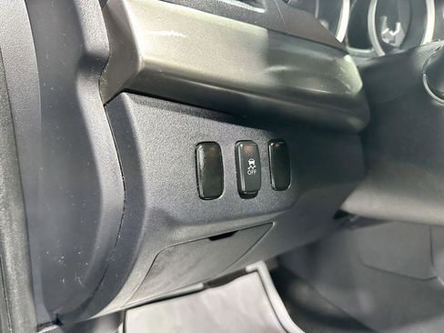 Used 2014 Mitsubishi Lancer ES FWD image 12