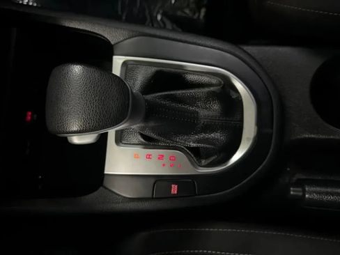 Used 2023 Kia Forte LXS FWD image 13