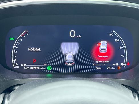 Used 2023 Acura MDX SH-AWD w/ Technology Package image 13