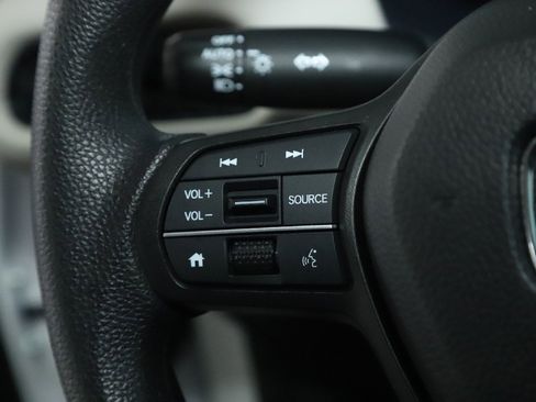 Used 2023 Honda HR-V LX image 22