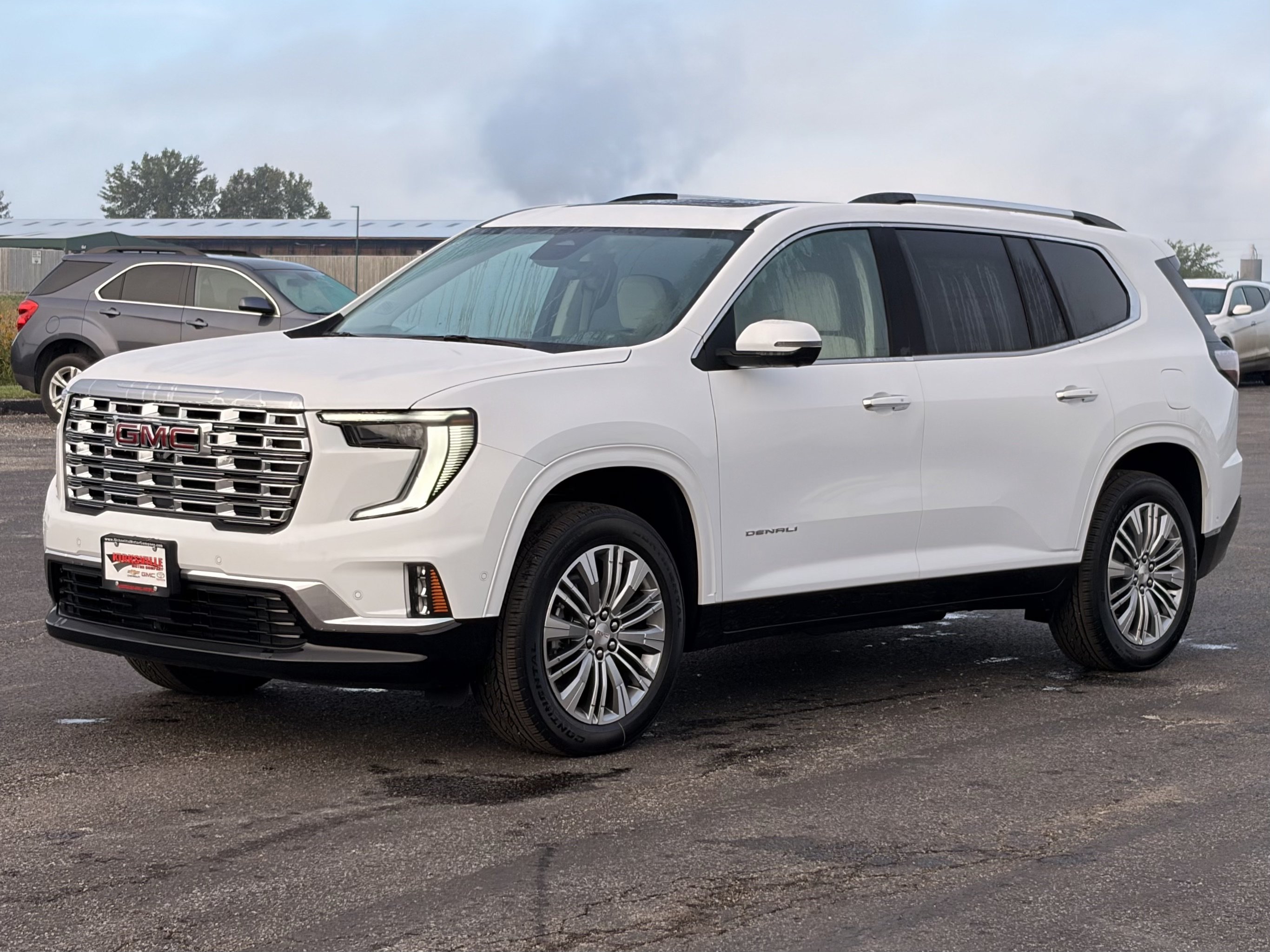 New 2027 GMC Acadia Denali w/ LPO, Floor Liner Package AWD/4WD image 9