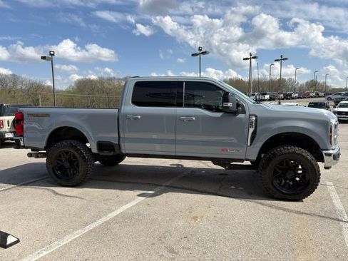 Used 2024 Ford F250 Lariat w/ Lariat Ultimate Package AWD/4WD image 8