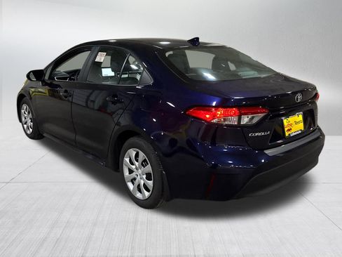 Certified 2025 Toyota Corolla LE FWD image 4