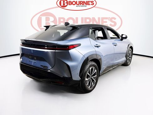 Used 2025 Lexus RZ 450e w/ Technology Package image 10