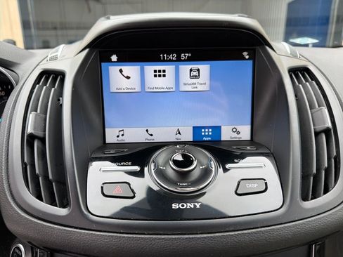 Used 2017 Ford Escape Titanium image 30