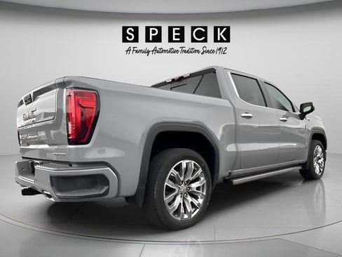 Used 2025 GMC Sierra 1500 Denali w/ Denali Reserve Package AWD/4WD image 5