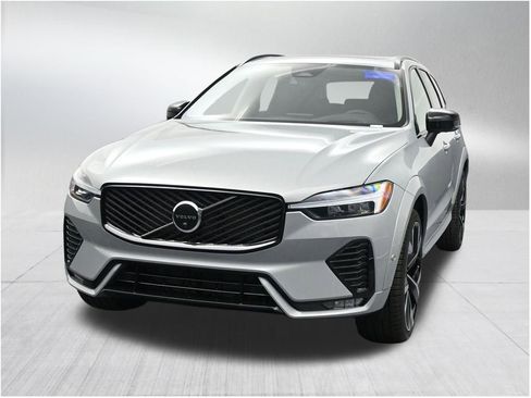 New 2026 Volvo XC60 B5 Ultra AWD/4WD image 8