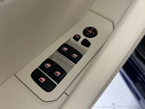 New 2026 BMW X6 M60i image 11