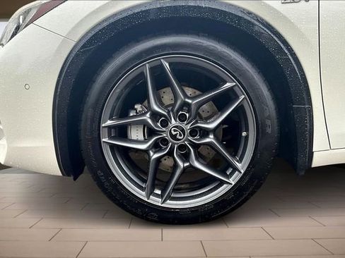 Used 2019 INFINITI QX30 Sport w/ Cargo Package image 9