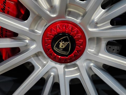Used 2023 Lamborghini Huracan STO RWD image 55