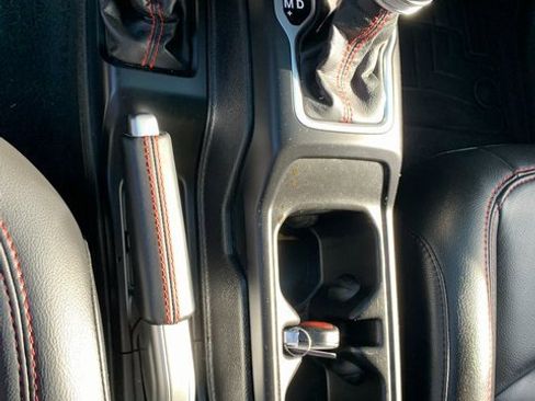 Used 2019 Jeep Wrangler Unlimited Rubicon image 28