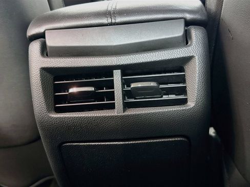 Used 2013 Cadillac ATS Luxury RWD image 30