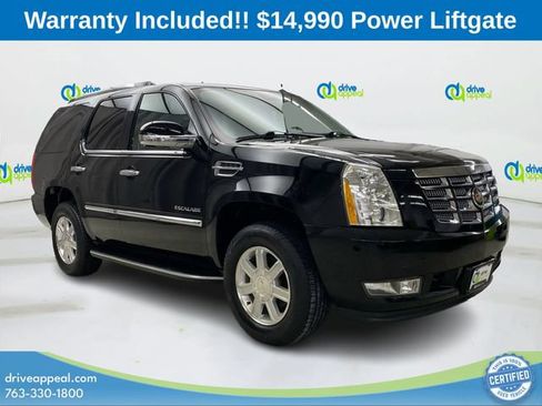 Used 2013 Cadillac Escalade AWD image 3