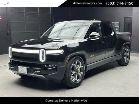 Used 2022 Rivian R1T Adventure image 1