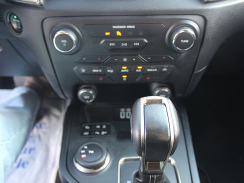 Used 2019 Ford Ranger Lariat w/ Equipment Group 501A Mid image 13