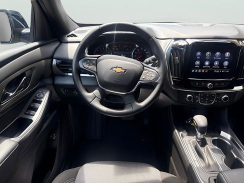 Used 2023 Chevrolet Traverse LT AWD/4WD image 21