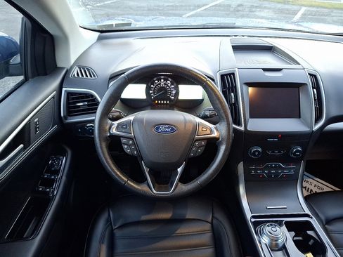 Used 2020 Ford Edge SEL w/ Convenience Package image 11