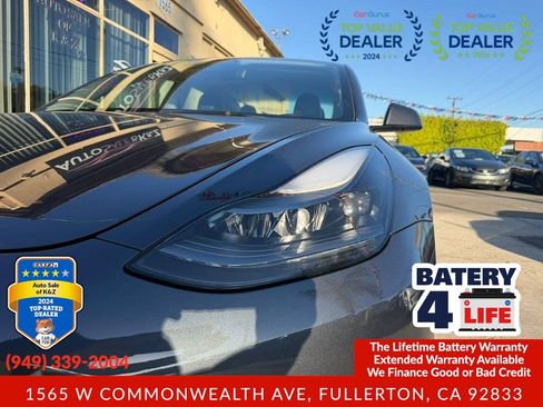 Used 2023 Tesla Model 3 Standard Range RWD image 14
