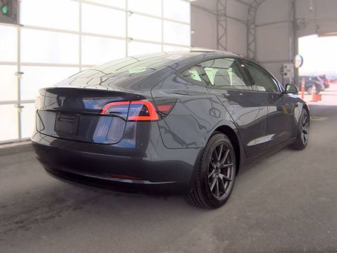 Used 2023 Tesla Model 3 Standard Range RWD image 6
