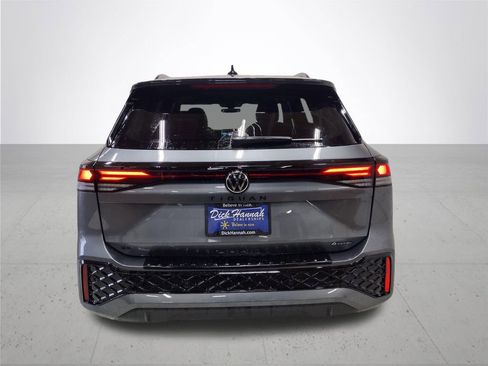 New 2026 Volkswagen Tiguan SE R-Line AWD/4WD image 12