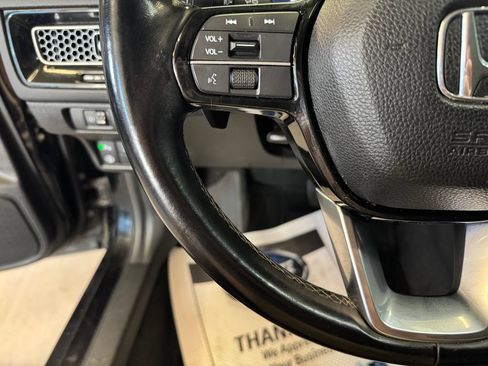 Used 2022 Honda Civic Touring image 11