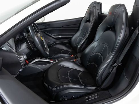 Used 2016 Ferrari 488 Spider image 5