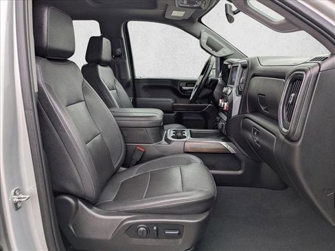 Used 2023 GMC Sierra 3500 SLT w/ SLT Premium Package image 28