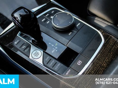 Used 2022 BMW 330i xDrive Sedan AWD/4WD image 31