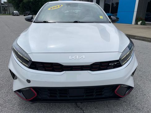 Used 2024 Kia Forte GT FWD image 2