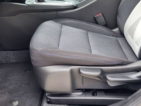 New 2026 Chevrolet Trax LS w/ LS Convenience Package FWD image 20