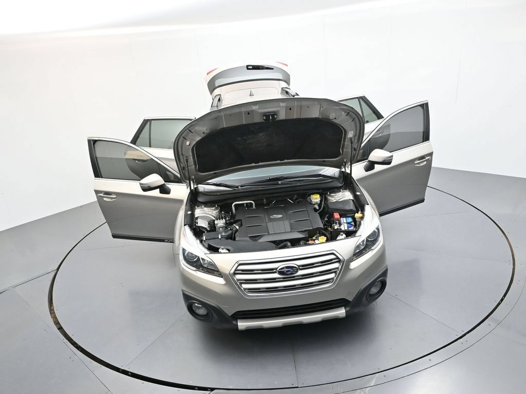 Used 2017 Subaru Outback 3.6R Limited AWD/4WD image 33