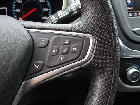 Certified 2023 Chevrolet Equinox LS FWD image 21