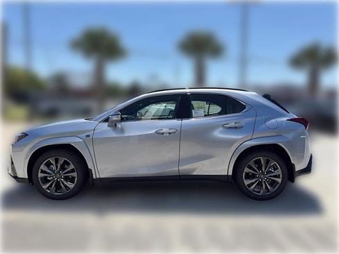 New 2026 Lexus UX 300h FWD image 2