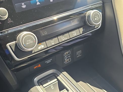 Certified 2021 Honda Insight EX image 24