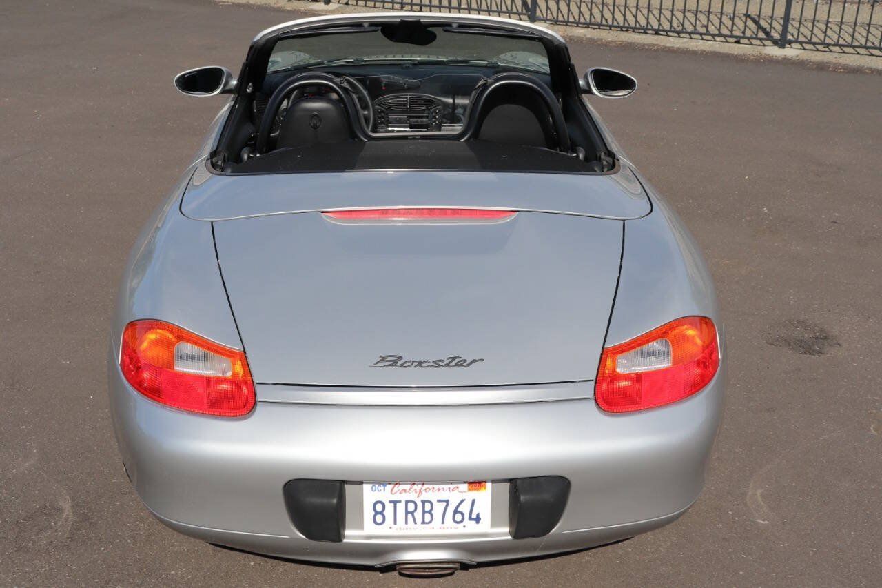 Used 2002 Porsche Boxster RWD image 7