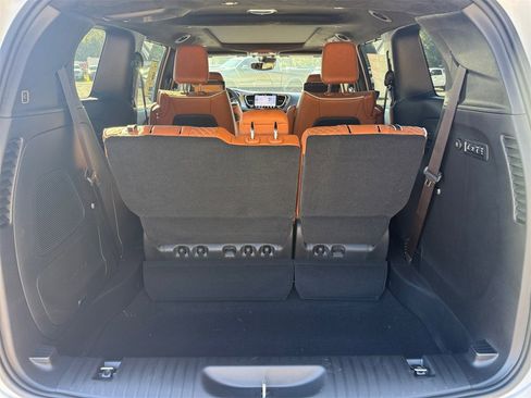 New 2026 Chrysler Pacifica Pinnacle image 31